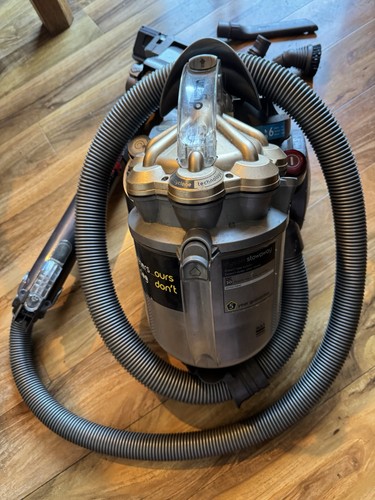 Dyson stowaway dc20 - dyson,
