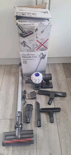 Dyson cordless vacuum - dyson, v6
