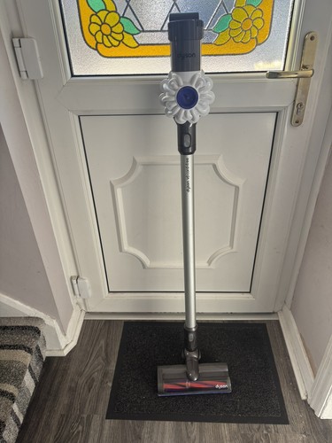 Dyson cordless vacuum - dyson,