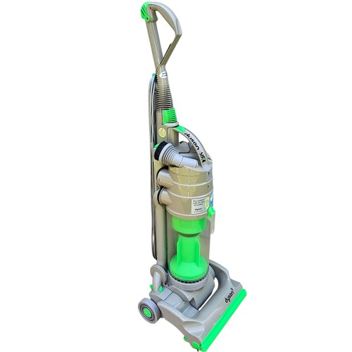 Dyson dc04 cyclone - cyclone, upright