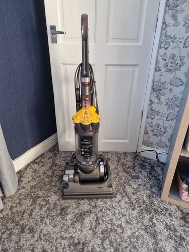 Dyson upright vacuum cleaner - vacuum,