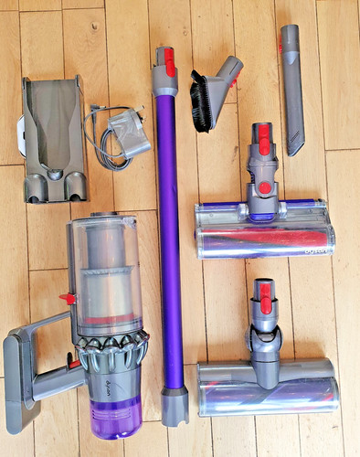 Dyson v11 vacuum cleaner - dyson,