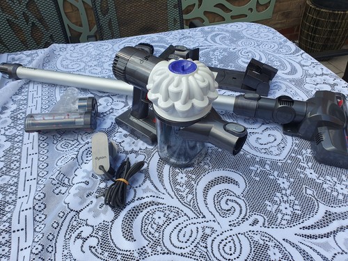 Dyson cordless vacuum - dyson,